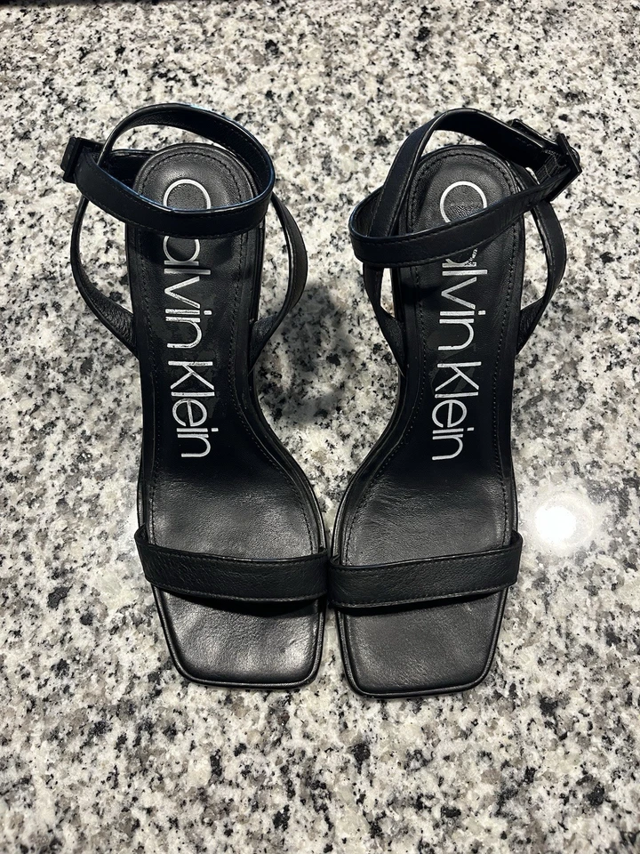 Босоножки Calvin Klein черная кожа Kim размер 7 - Изображение 2 из 4