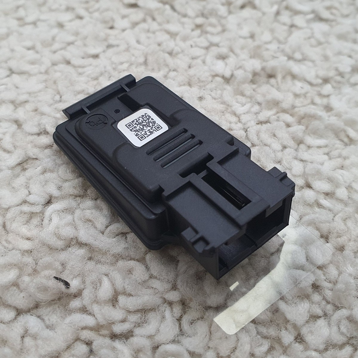 OEM 97257-S1000 Auto Defog Sensor ADS for Kia Sorento 2021~2024