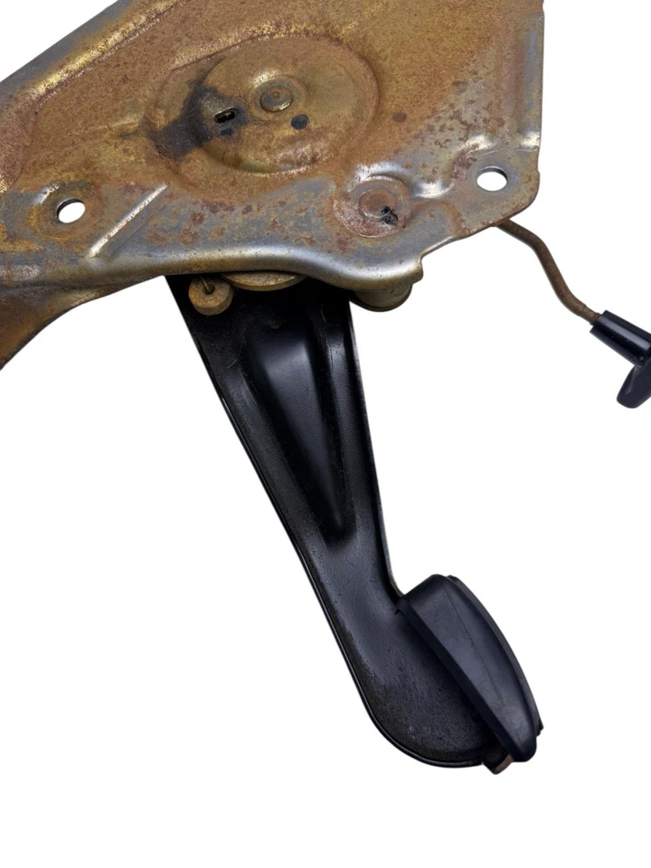 Conjunto de pedal de freno de estacionamiento Bronco OEM 92-96 OBS Ford F150 F250 F350 Foto 2 de 4