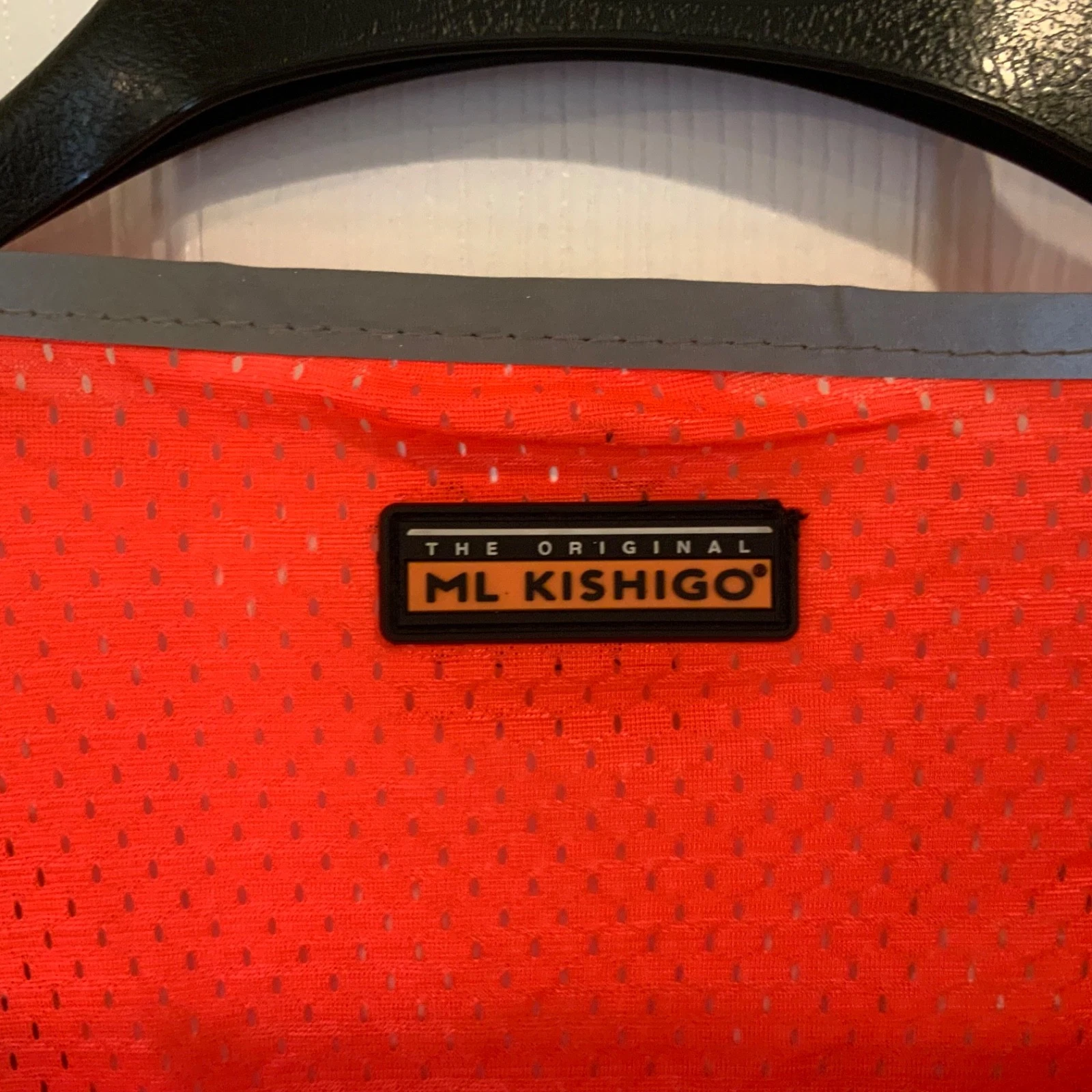 Delta Airlines Employee Crew Reflective Safety Vest Size XL (by ML Kishigo) - product detail image 7