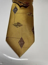 NWT Geometric Neck Tie & Hanky  Steven Land – NEW Collection Hi-DENSITY