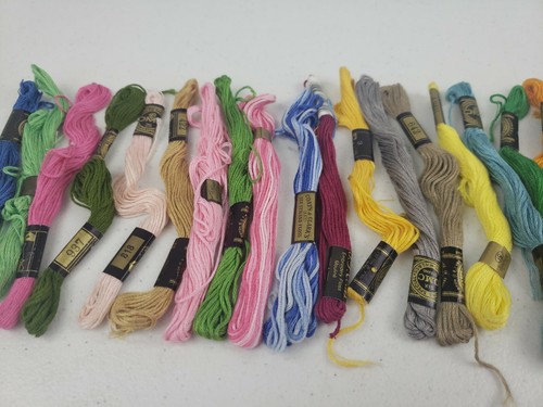 Thread Floss 20 Skeins for $18 BRAND NEW VARIETY OF COLORS! FRIENDSHIP BRACELETS - Picture 6 of 8