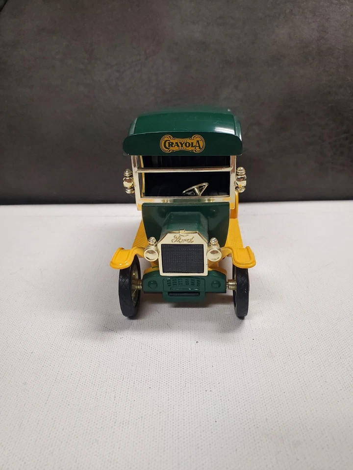 Die Cast Coin Bank Collectible - Crayola - 1912 Ford Delivery Car Model T - Image 2 of 4