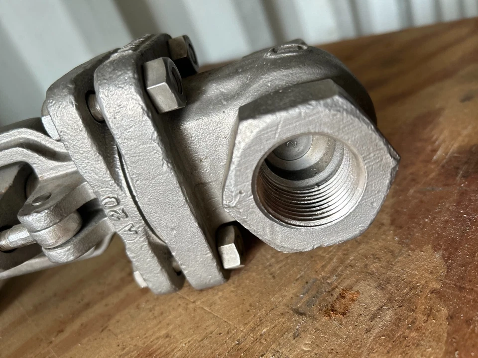 1" Threaded Gate Valve Alloy 20 - Image 4 of 4