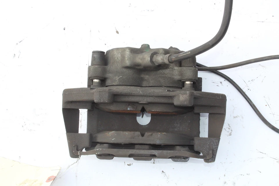 MERCEDES BENZ E55 AMG 1999-2002 PASAJERO DELANTERO LADO DERECHO PINZA FRENO K787 Foto 4 de 4