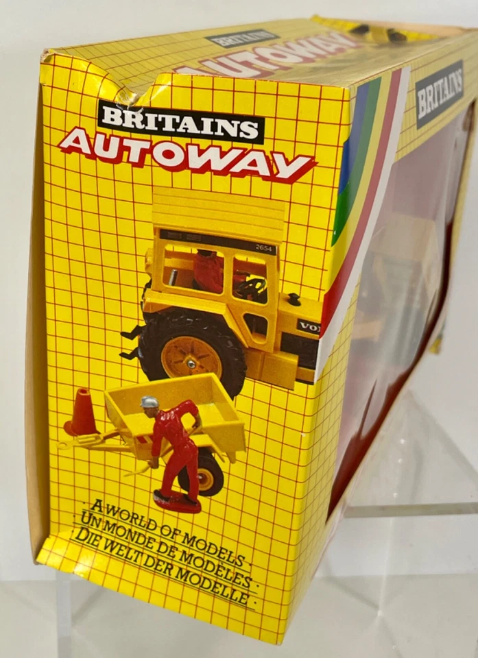 BRITAINS AUTOWAY TIPPING TRAILER #9835 (1983) - Image 2 of 4