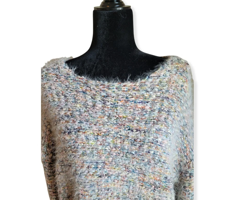 Suéter de pestañas Willow Jane talla mediana Foto 2 de 4