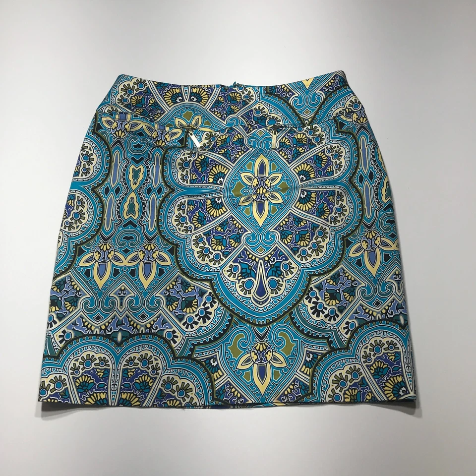 Saia East 5th Petite Feminina Tamanho 6P Estampa Azul Reta Elástica Comprimento do Joelho - Imagem 2 de 4