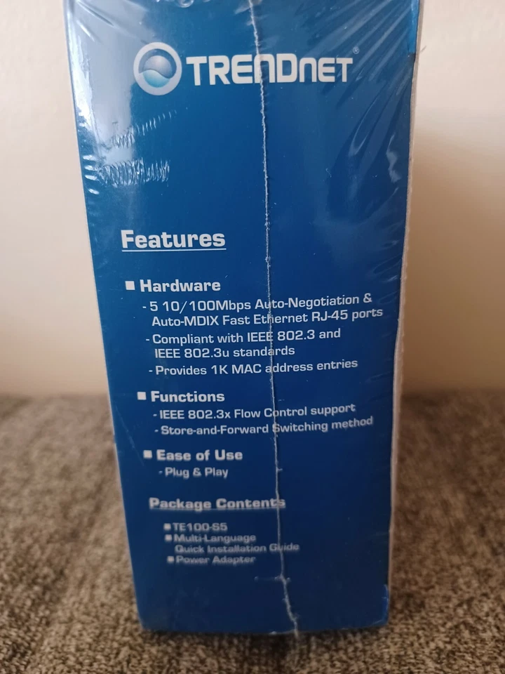 Trendnet 5 Port Ethernet Switch - Image 3 of 4