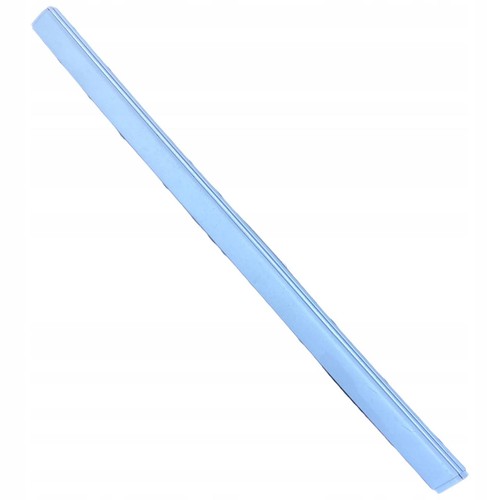 Rear bumper trim bar molding