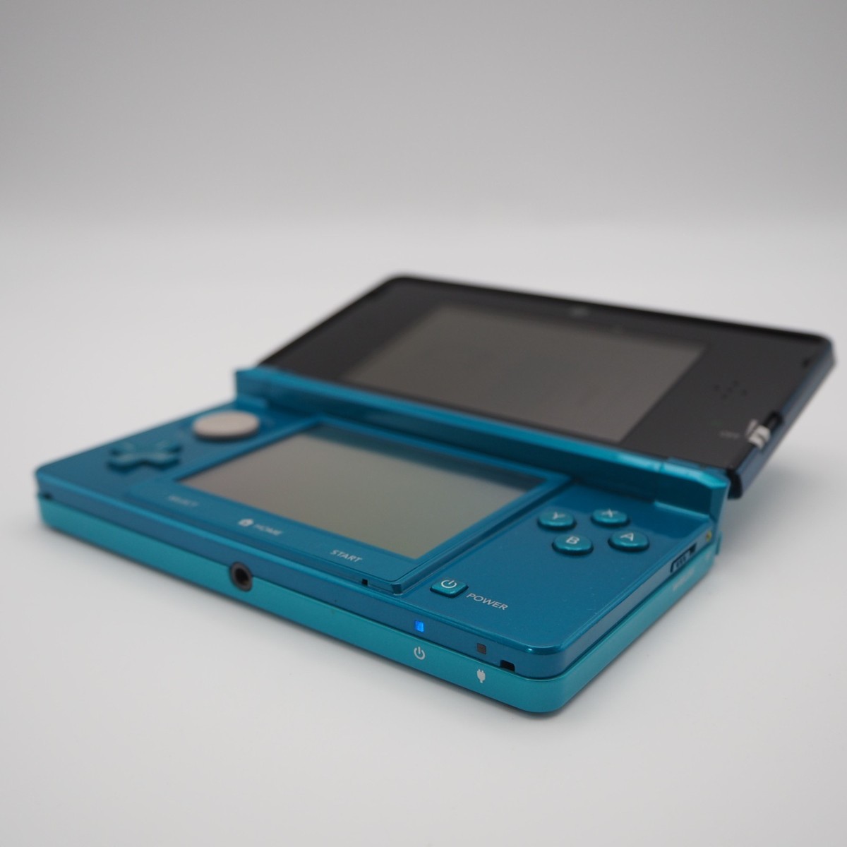 Nintendo 3DS Aqua Blue & Pokemon X Y Ultra Sun Moon Omega Ruby