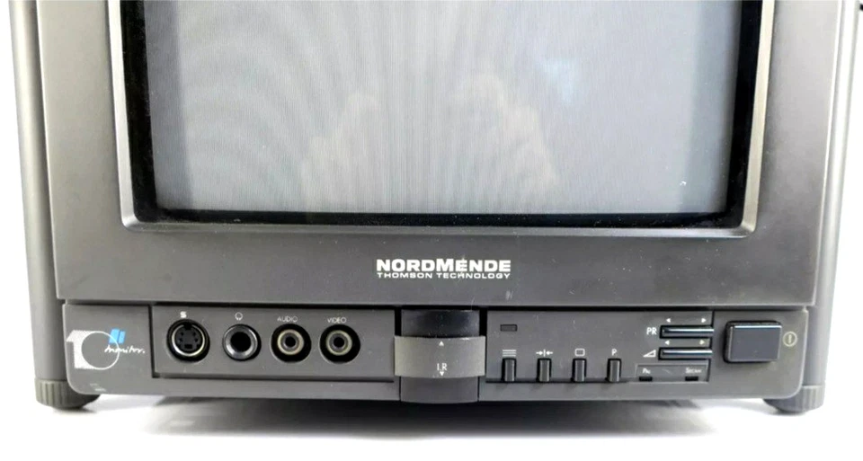 NordMende Galaxy 25 PRO Crt Pipes TV Stereo Farbfernseher # Top# - Image 2 of 4