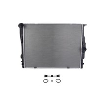 Wasserk�hler f�r BMW E81 E87 E88 E82 E90 E93 E92 E91 Z4 Roadster E89 08-13