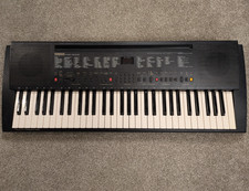 Yamaha PSR-300M 61 Key Portable Keyboard Touch Response AWM Dual Voice - AS/IS