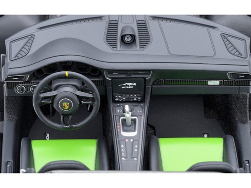 PORSCHE 911 (991.2) GT3 RS WEISSACH PACKAGE LIZARD GREEN 1/18 BY AUTOART 78179 - Picture 6 of 14