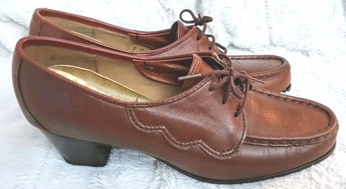 Old Maine Trotters Womens Dark Brown Leather Heeled Loafer Dress Shoe Size 7C - Foto 4 di 8