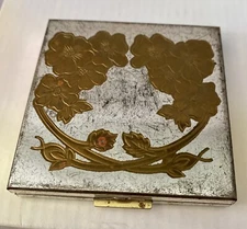 Vintage Unmarked  Powder Compact with Powder Puff, no miror