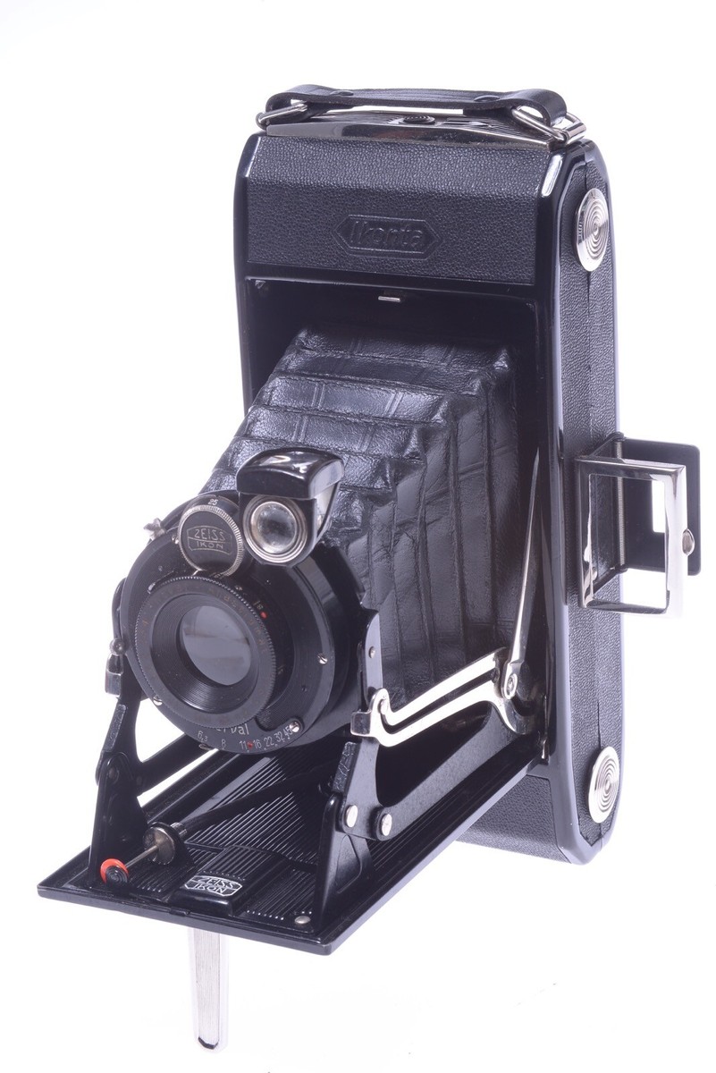 ✓ ZEISS IKONTA D 6.5X11CM 520/15 ROLL FILM 616 CAMERA *WORKS