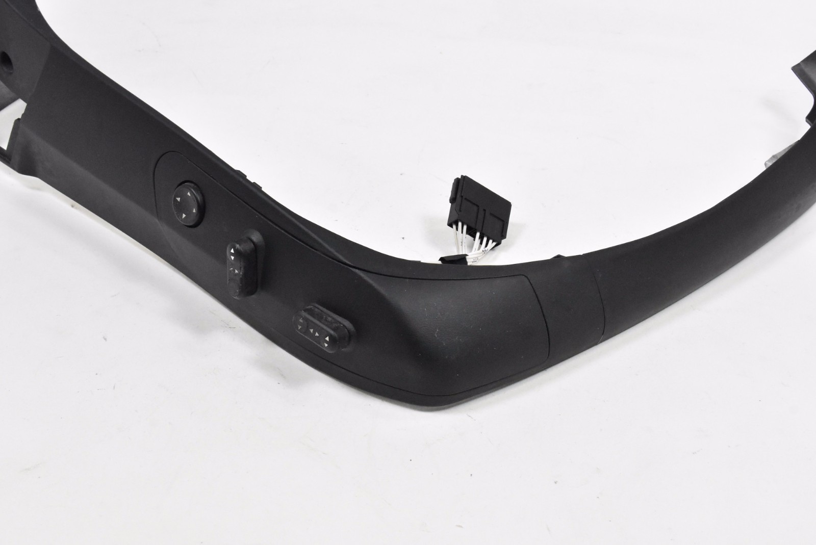 05-08 MASERATI QUATTROPORTE 4.2 V8 FRONT RIGHT PASS SEAT CONTROL SWITCH TRIM OEM