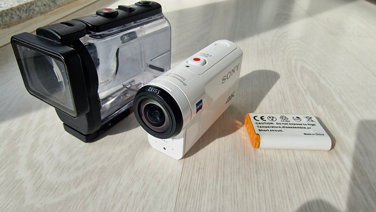 SONY FDR X3000 Sports And Action Camera White With Waterproof Case EBay sony-fdr-x3000-sports-and-action-camera-white-with-waterproof-case-ebay