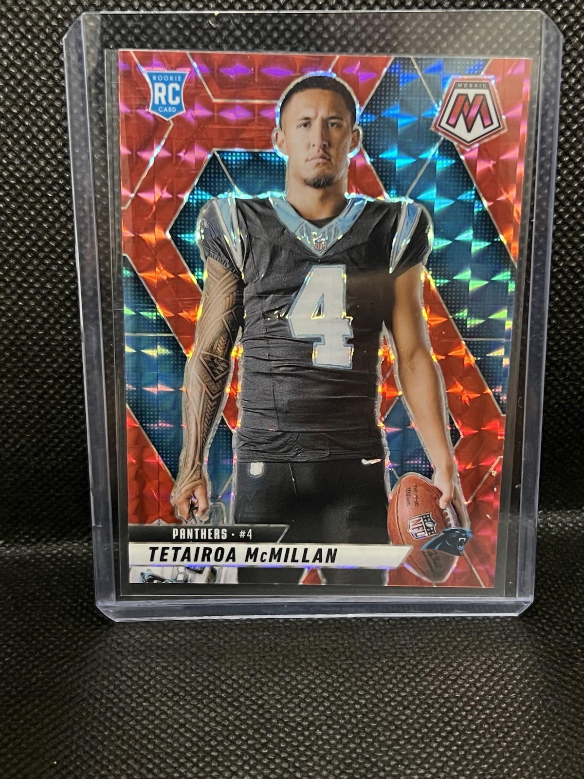 2025 Mosaic Football Tetairoa McMillan Red Mosaic RC Variation #274