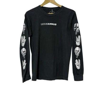 Unus Annus Size Small Black White Goddus Day Long Sleeve Graphic