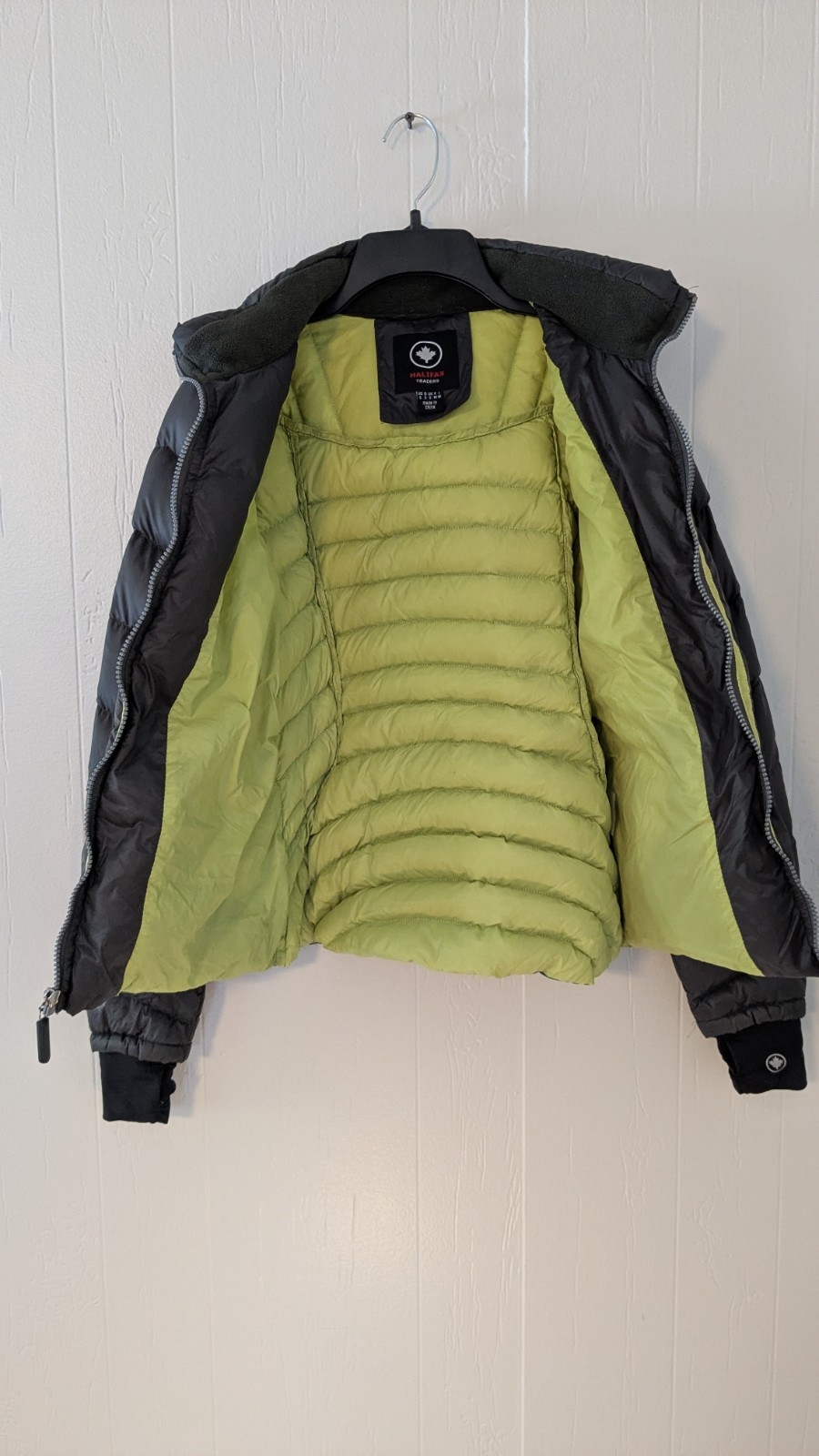 Halifax Traders women's Down  jacket  gray/neon g… - image 3