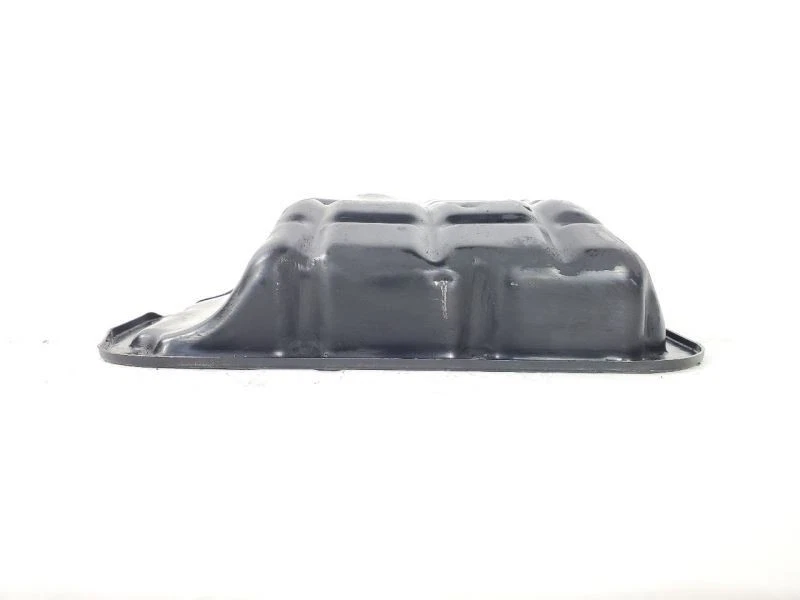 Lower Engine Oil Pan 3.5L OEM 2010 2011 2012 Hyundai Santa Fe - Image 4 of 4