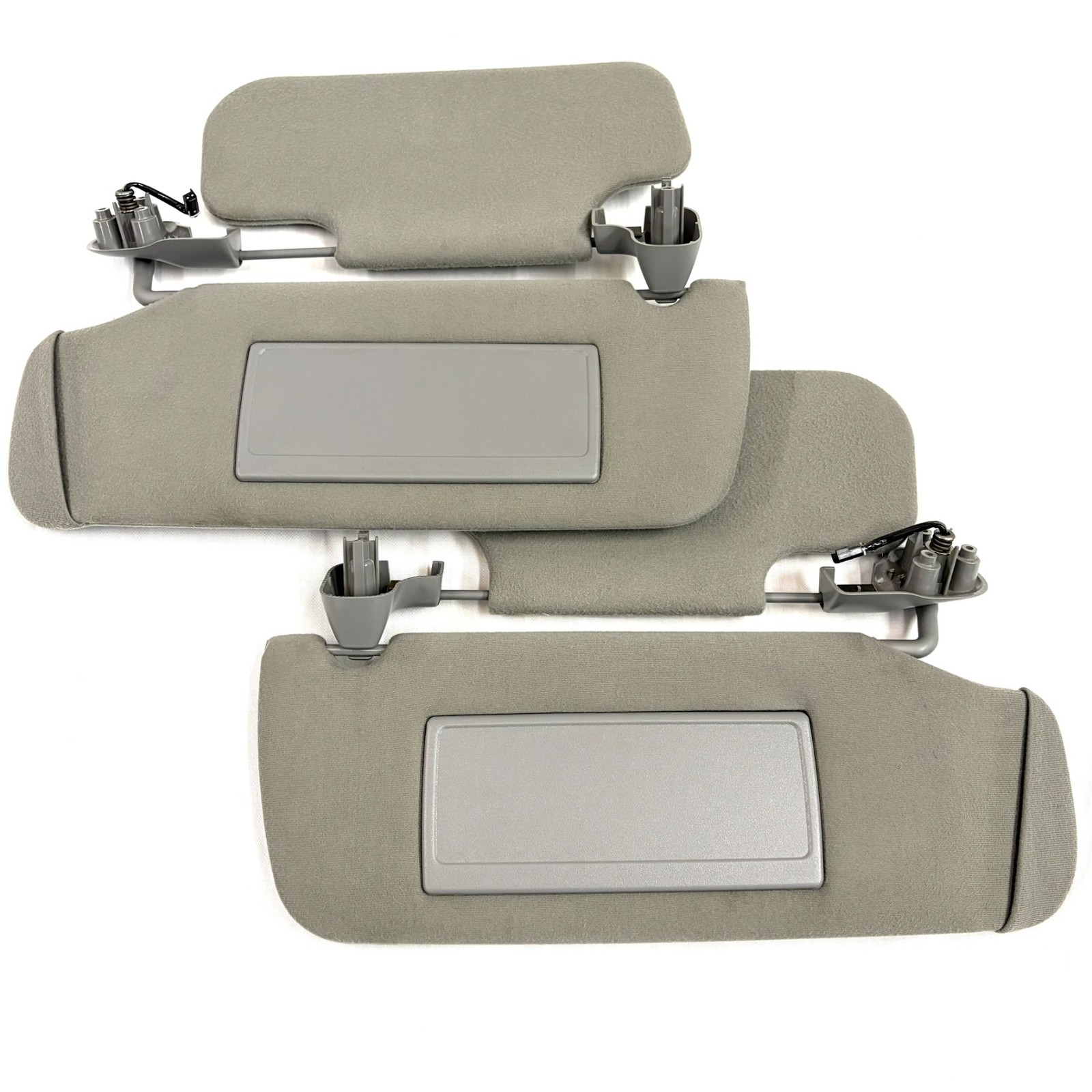 2001-2006 Suburban Yukon Sun Visors Pair Driver Passenger Sides Deluxe OEM GRAY