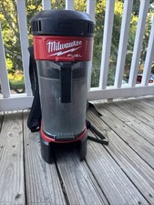 Milwaukee 0885-20 M18 FUEL Backpack Vacuum No Battery Filter Rear Strap