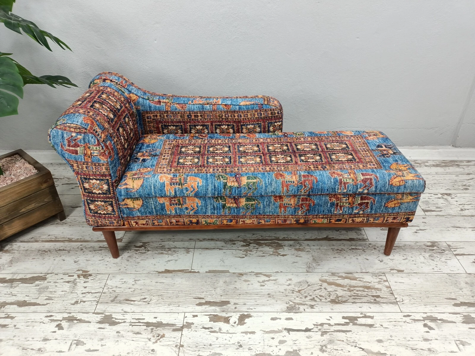Upholstered chaise, Storage sofa bed, Meditation sofa, Chaise lounge sofa
Opens in a new window or t