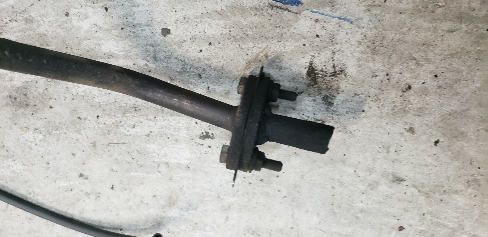 83 FERRARI MONDIAL QV  EGR VALVE and piping  115143, 115831, and 115198