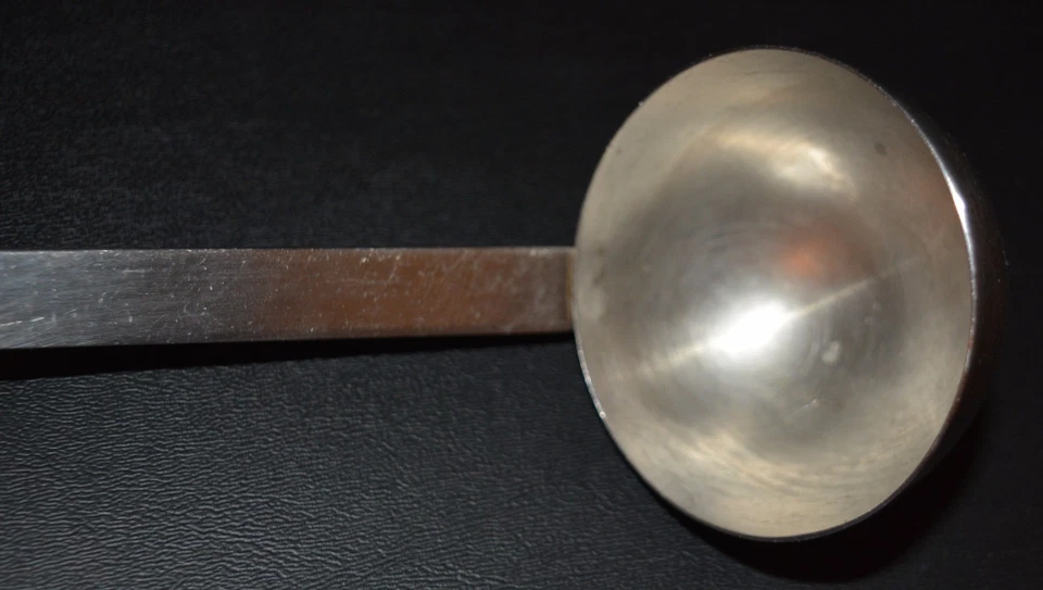 Cucharón de sopa de acero inoxidable Don de colección 18-8 DON USADO EN EXCELENTE ESTADO calidad de restaurante industrial Foto 2 de 4