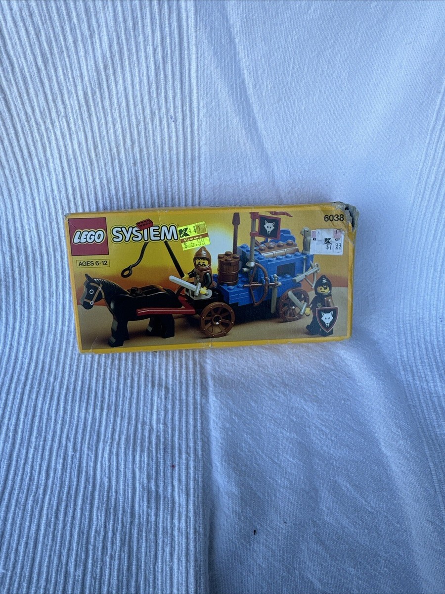 New in Box Vintage 1992 Lego 6038 Wolfpack Renegades Castle System