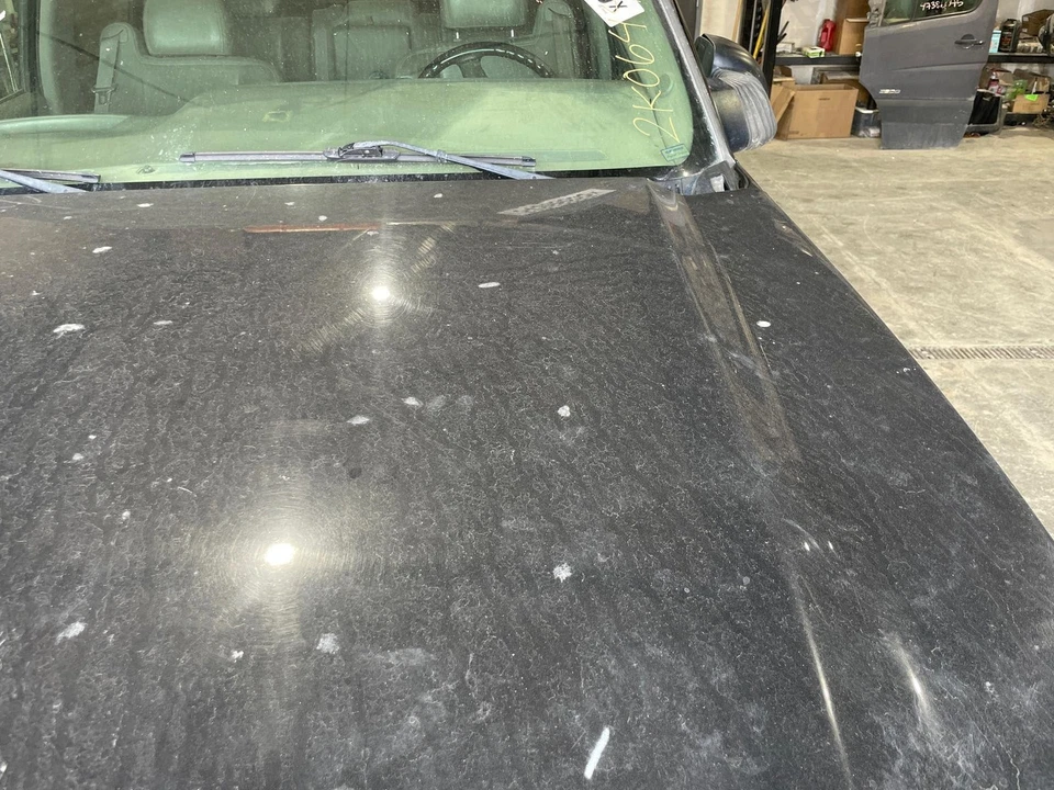 2005 - 2007 Chevy Silverado 3500 Black-41U Hood Panel Foto 3 de 4