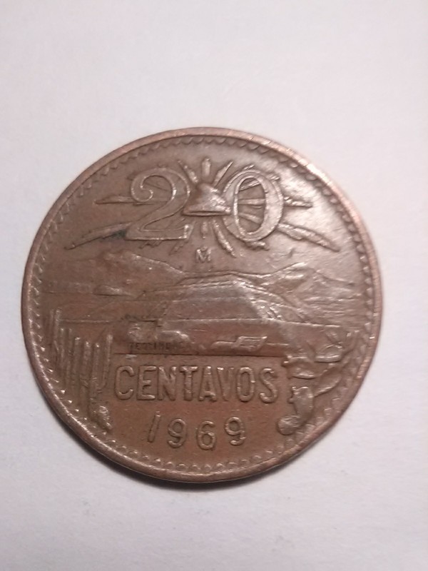 Mexican 1968 Five Centavos and 1969 20 Centavos World Coins