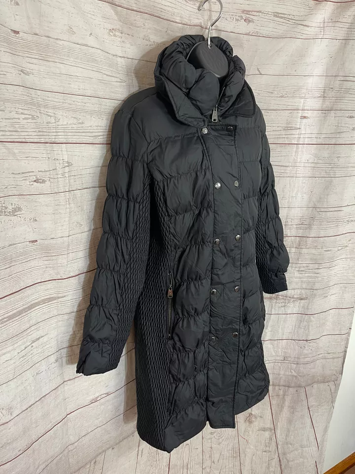 Chaqueta acolchada Via Spiga para mujer negra con aislamiento de plumón cuello falso talla XS Foto 4 de 4