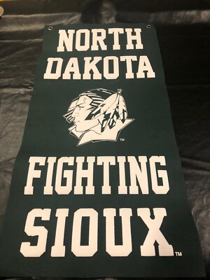UND Fighting Sioux Banner