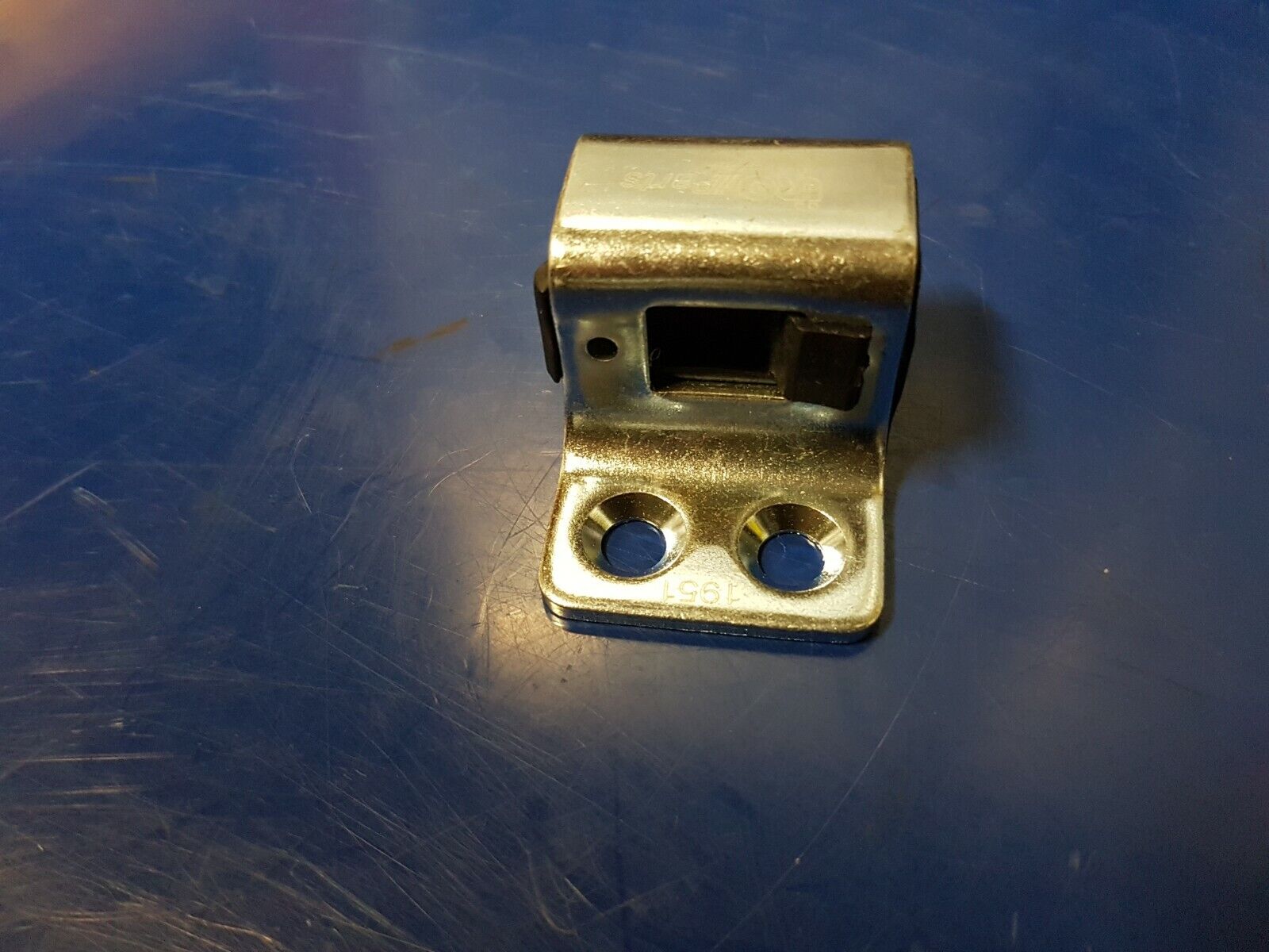 Picture 3 of 6