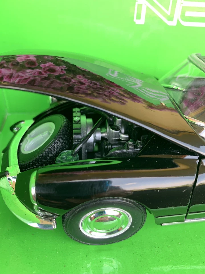 Citroen DS 19 Cabriolet 1:24 Welly Nuovo No Burago Polistil Solido Maisto - Immagine 3 di 4