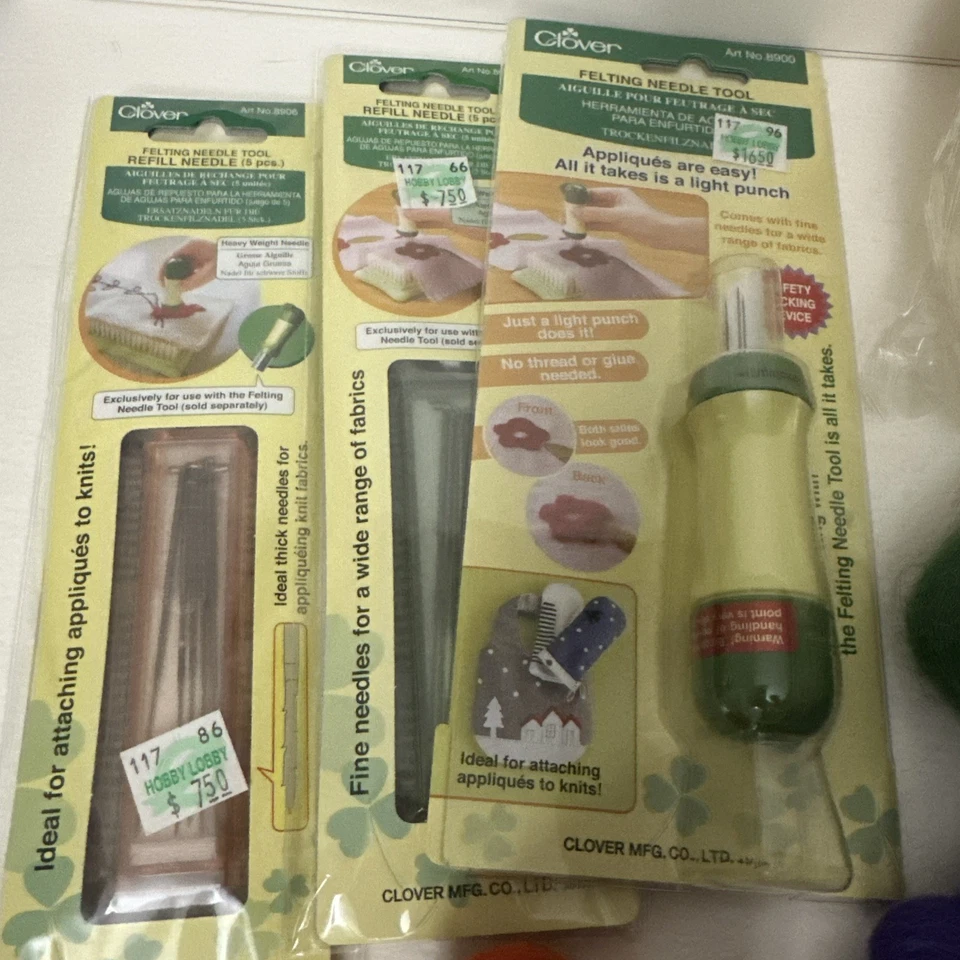 Clover Needle Felting Tool Needles Wool Roving Starter Pack - Image 3 of 4