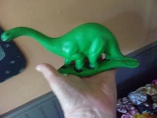 gree dino; ceramic, in great vintage cond. SINCLAIR OIL? no mark.