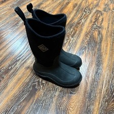 Muck Boots Toddler Size 13 Black Rubber Chore Shoes - Very Worn Boy or Girl