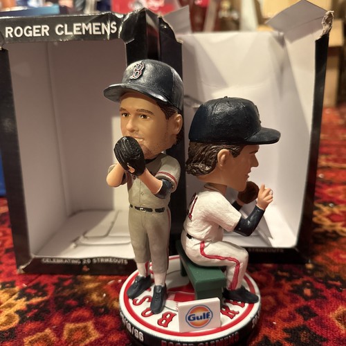 Roger Clemens 20 Strikeout 2026 Boston Red Sox Double Bobblehead SGA Broken Box