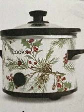 Cooks 1.5 QT Christmas Holly Slow Cooker NIB