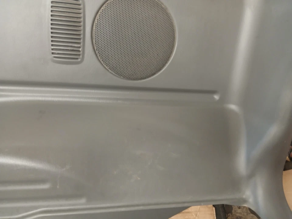 02 Geo Tracker 4 puertas cuarto interior cuarto panel moldura panel derecho usado gris Foto 4 de 4