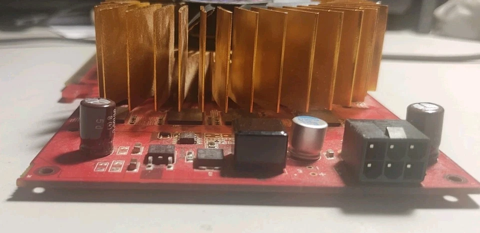 RARE Palit Radeon HD 3850 512MB GDDR2 PCI Express 2.0 x16 Video Card - Image 4 of 4