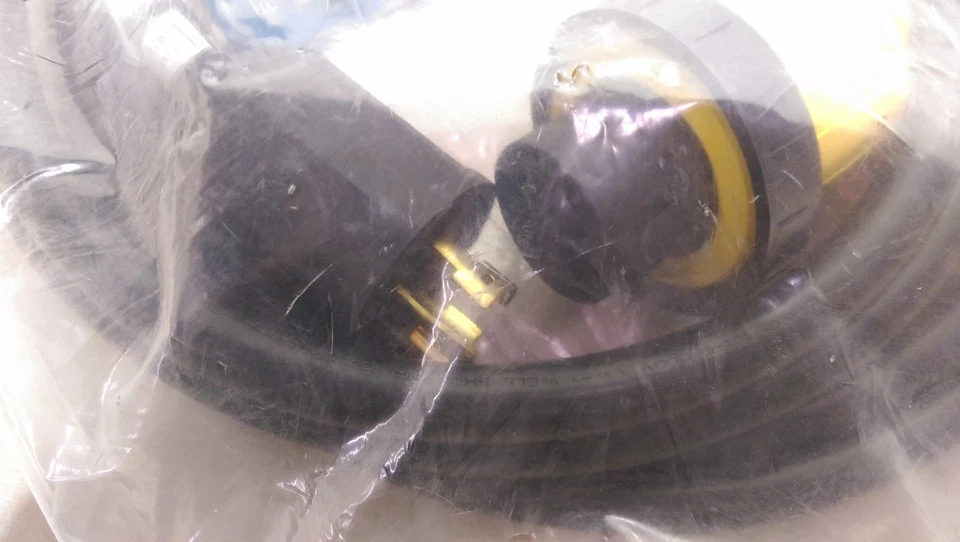 Conntek Outdoor Heavy Duty L14-30 4-Prong Locking Plug 15 Feet - Image 4 of 4