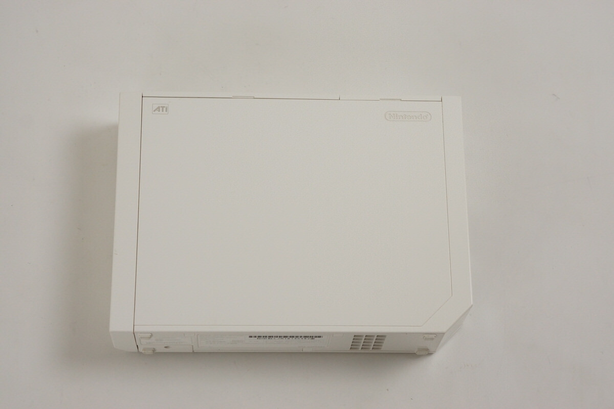 wii白色 Amazon.com: Nintendo Wii Console, White (Renewed) : Video Games