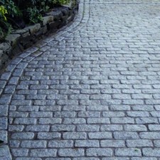 SILVER GRANITE CROPPED & TUMBLED 200X100 PAVERS SETTS